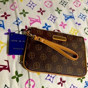 NWT Adrienne Vittadini Chocolate Clutch Bag